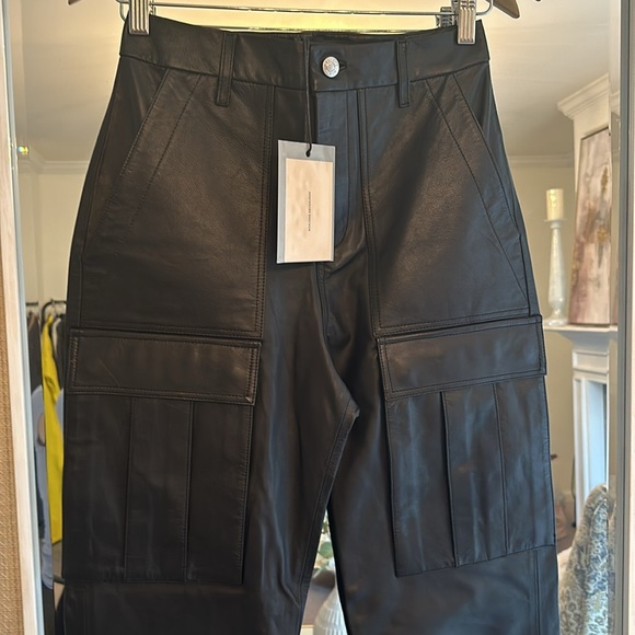 GRLFRND Gianna Cargo Pant in Black - Picture 7 of 13